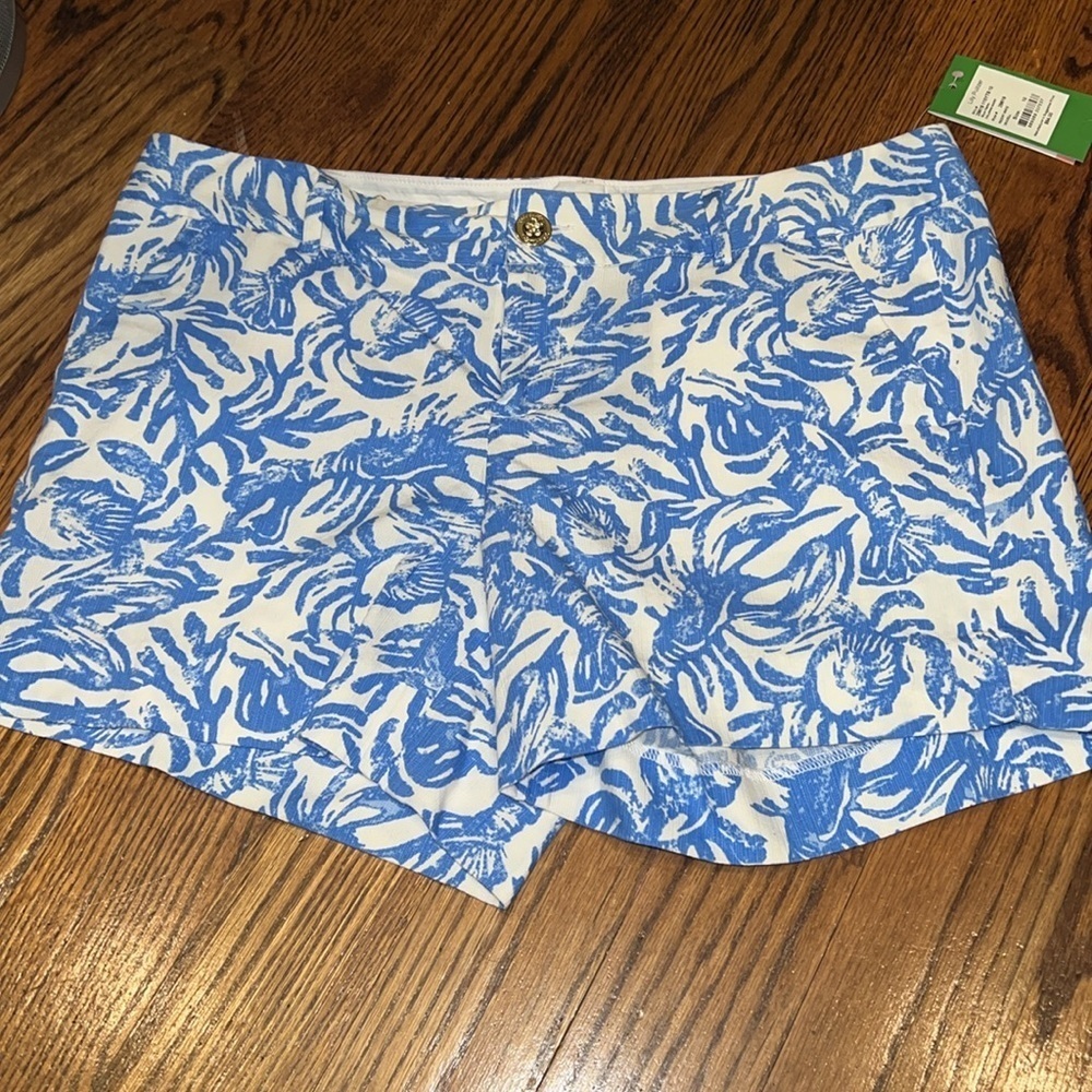 Lilly Pulitzer Callahan Shorts Resort White and Blue On a Roll size 10 NWT - Picture 2 of 8